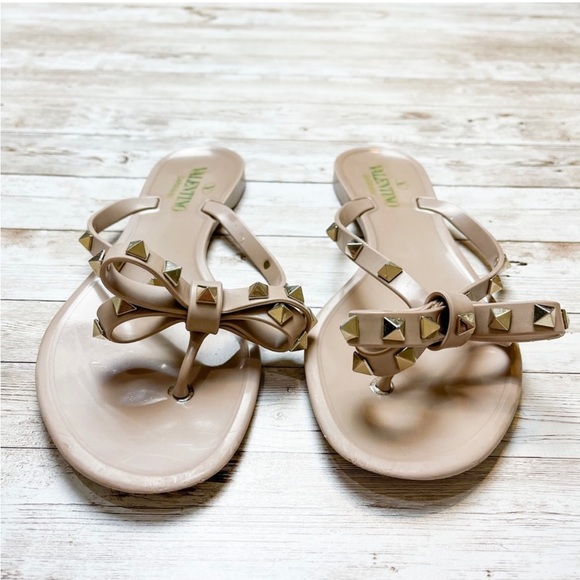 Valentino Rubber Rockstud Thong Sandal Poudre Size 38 US 8 - Picture 5 of 9